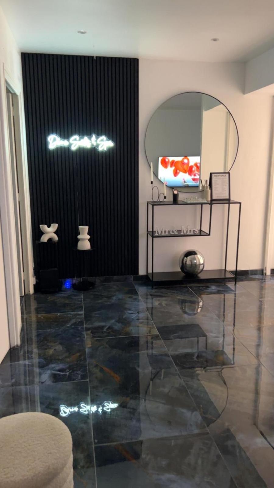 Dima Suite Jacuzzi Privatif Vedene Luaran gambar